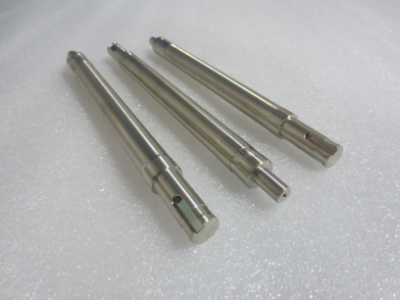 「行業(yè)知識」細(xì)長軸加工方法：如何解決機(jī)加工行業(yè)中的難點